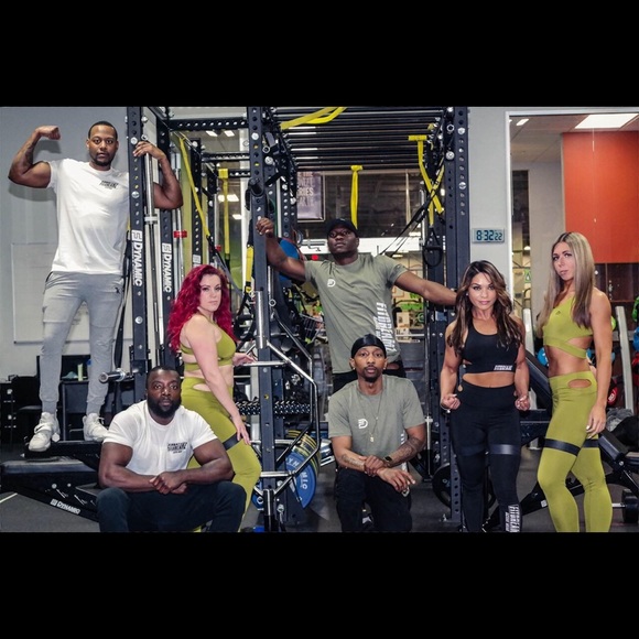 FITDREAMZ 2 PC  Set Athletic Wear - Picture 4 of 5